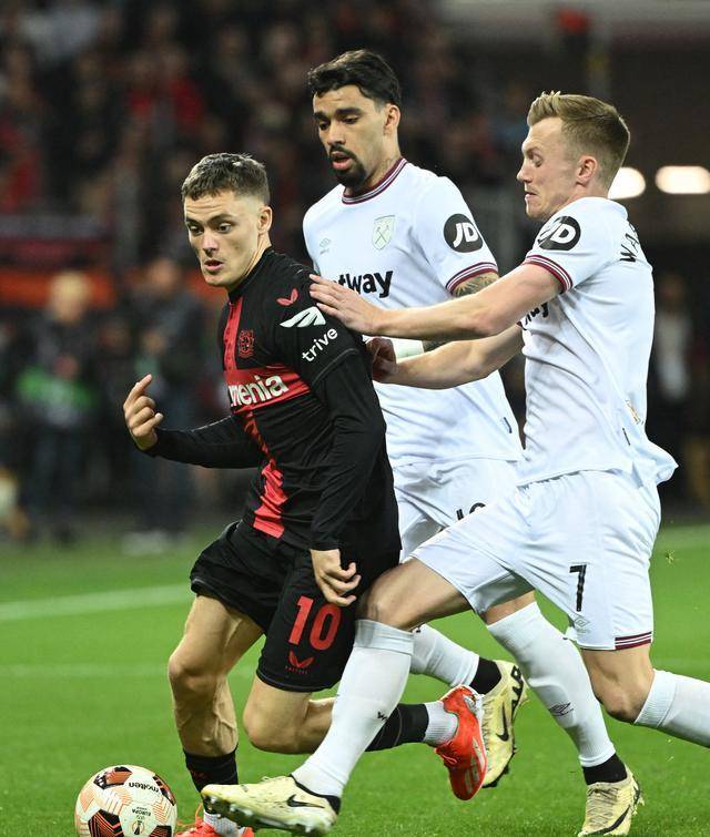 马赛翻盘勒沃库森,楚阿梅尼关键制胜 马赛翻盘勒沃库森,楚阿梅尼关键制胜